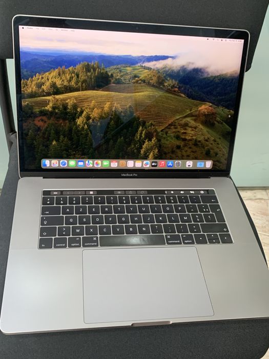 Macbook Pro 15" TouchBar i7 16Gb Ram 500Gb SSD 2018, Visite a Loja