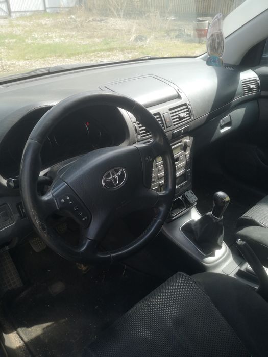 Toyota Авенсис 2.0 dizel