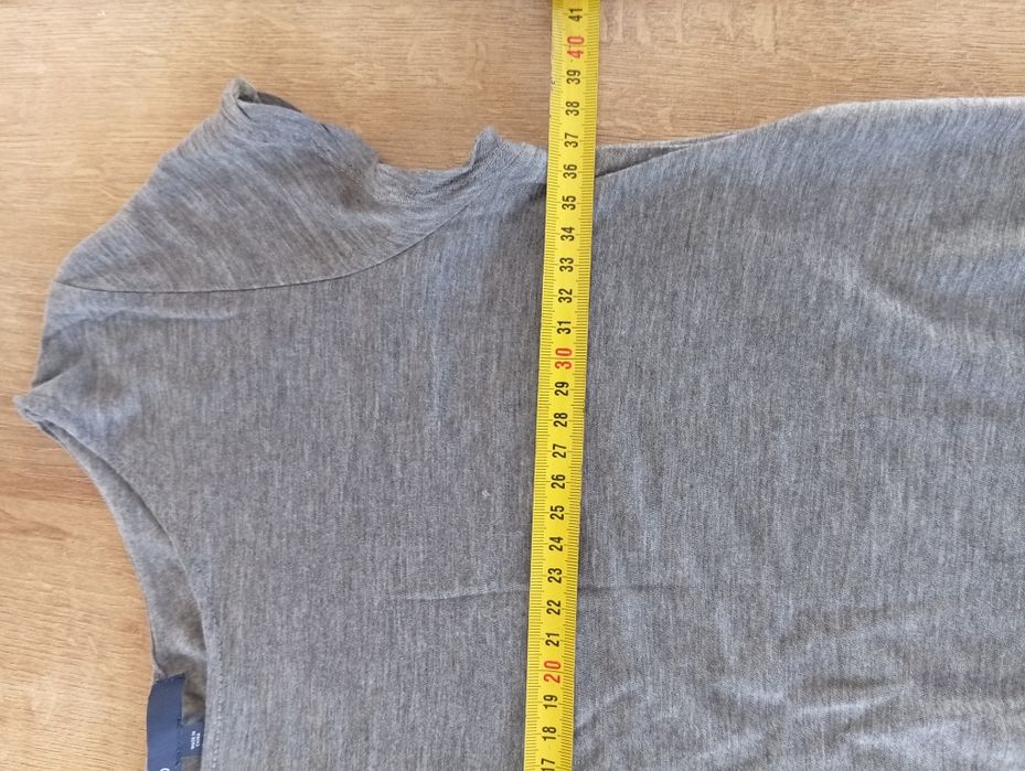 Bluzka z baskinką XS szara Gap