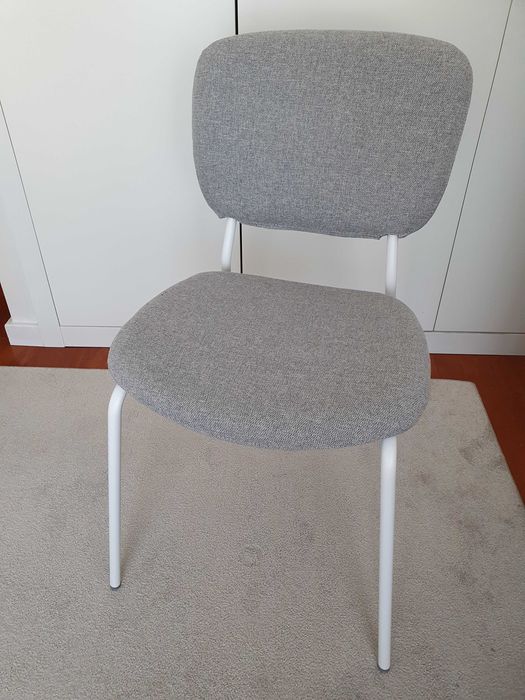Cadeira IKEA nova