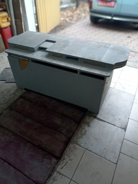 Модуль в багажник автомобіля Фольксваген транспортер т5.