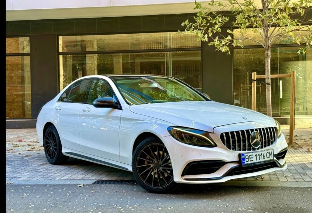 Продам мерседеса C 220 у W205 кузові