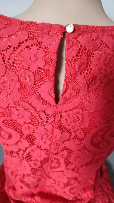 Koronkowa sukienka mini czerwona Dorothy Perkins krótki rękaw