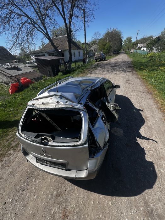 Renault Megan 2 після ДТП(на ходу)