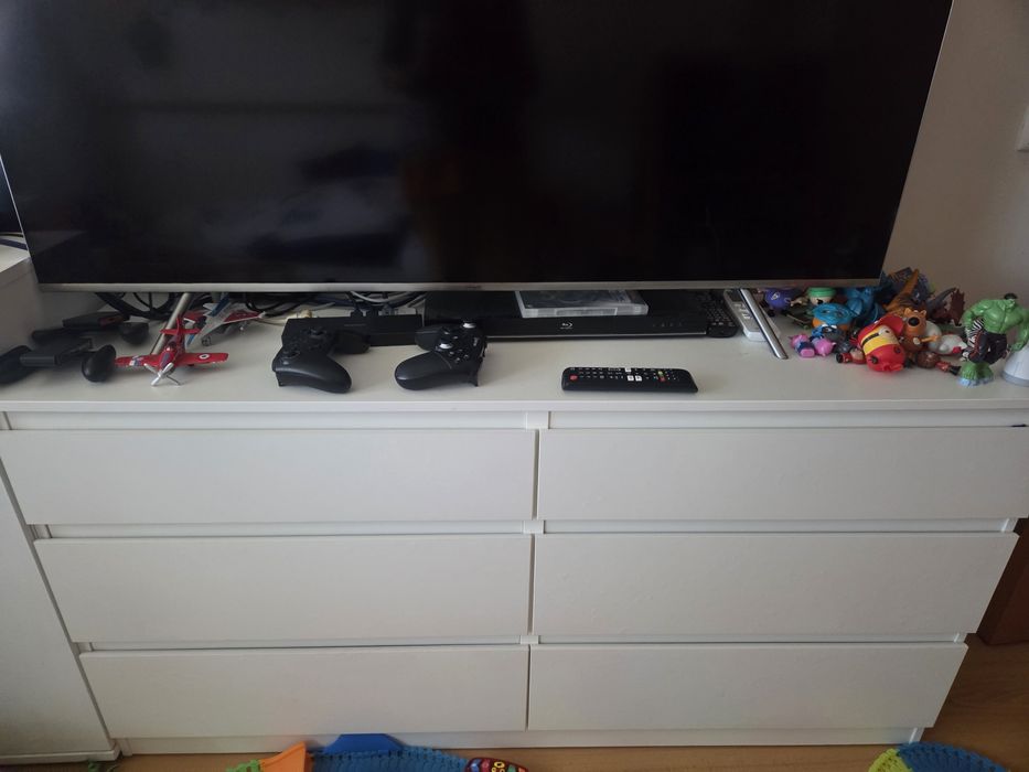 Comoda ikea com 6gavetas