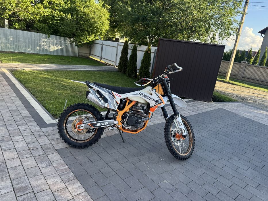 Gion GNX 300 Мотоцикил ендуро, для покатух на природі