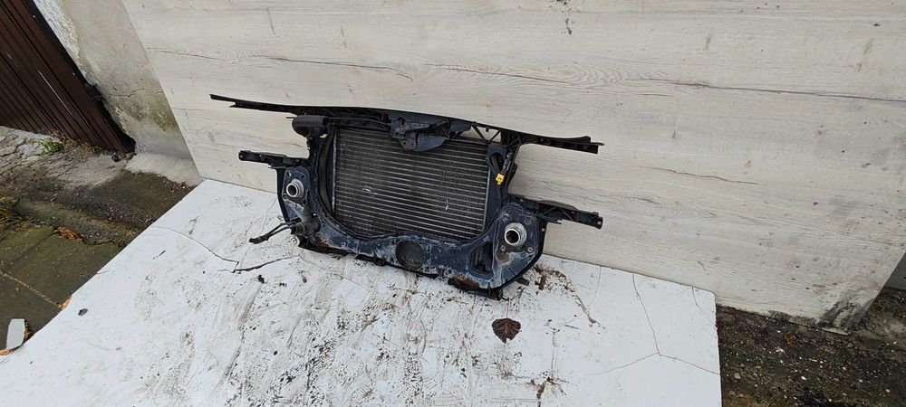 Pas Przedni kompletny Audi A4 B6 8E 1.9 TDI