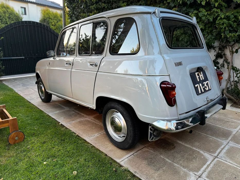 Renault 4
