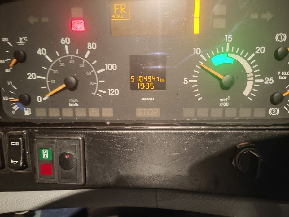 Autocarro Mercedes 55 Lugares