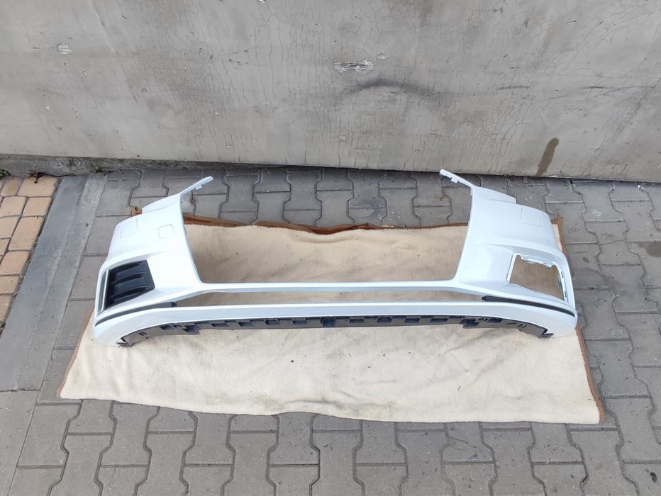 Zderzak przedni przód Audi A3 8V lift fl sedan 8V5.807.437P LC9A