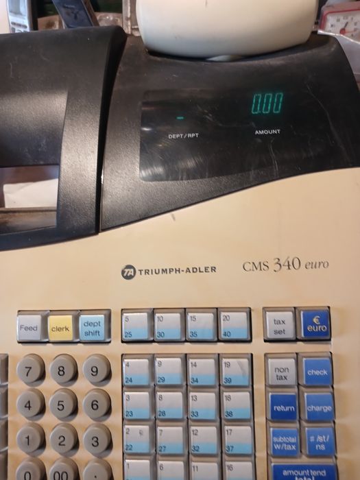 Касовий аппарат в робочому стані