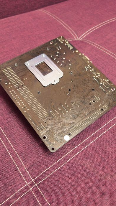 Комплект материнська плата H81M-VG4 Asrock + 2*8Gb + i5 4460