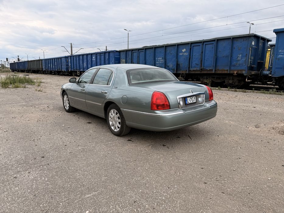 Lincoln town car 4.6 b/g