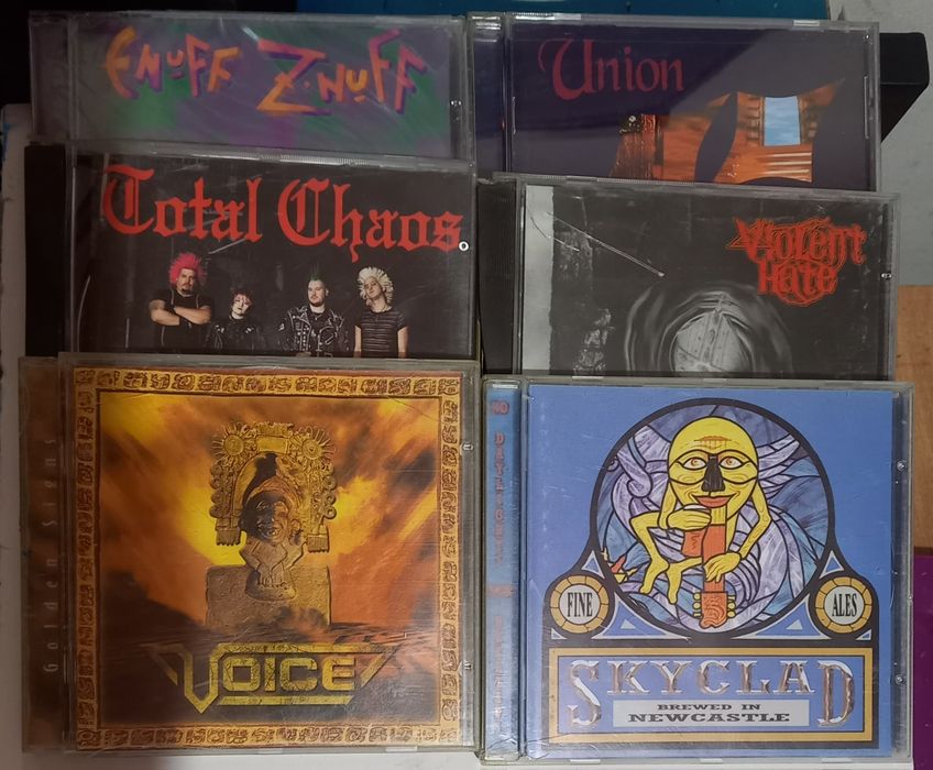 Cds várias Bandas de Metal Mina De Água • OLX.pt