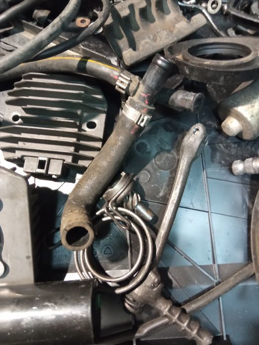 Peugeot Elystar 50cm pozostałości po skuterze