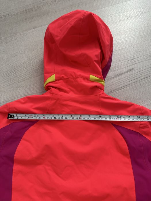 Гірськолижна куртка