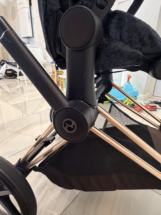 Cybex прогулка плюс шассі Natural Jewerly