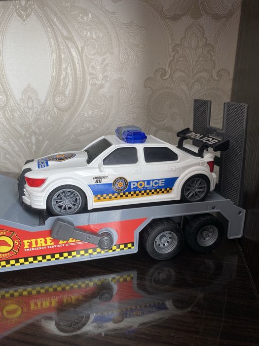 Іграшкова машина евакуатор інерційна з поліцейською машиною