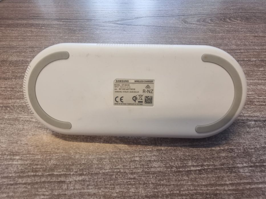 Ładowarka indukcyjna Samsung Fast Charge Duo EP-N6100