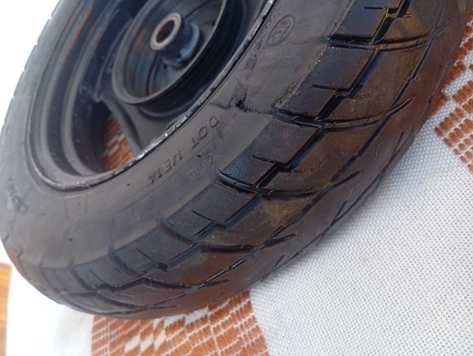 Продам колесо  сузуки летс 1-2-3 ідеал
