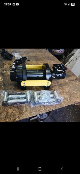 Гідлавлічна лебідка на 11тонн