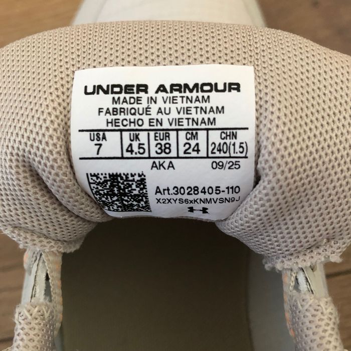Buty outdoor Under Armour 38
