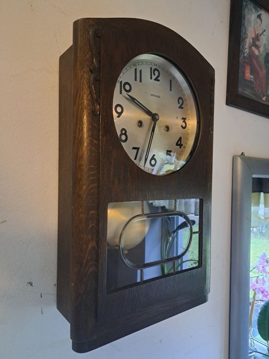 Zegar wiszący gabinetowy Junghans Viking