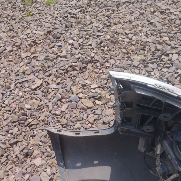 Audi a4 b6 zderzak przód kompletny ly7w kratki halogeny