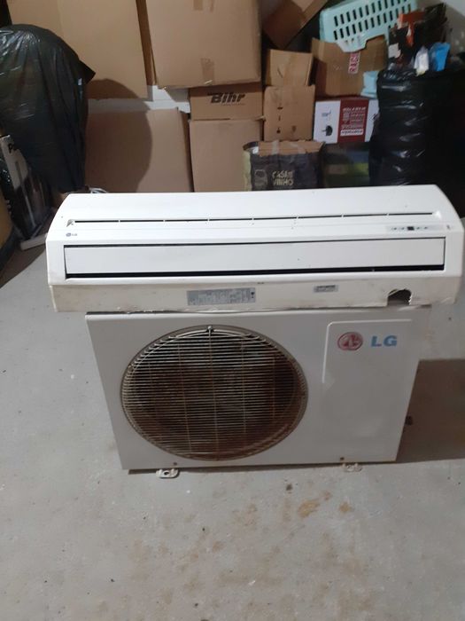 Ar Condicionado LG 12000 BTUs (Carregado + Comando) – 140€