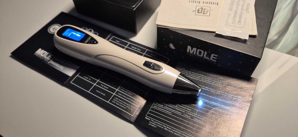 Mole Freckle Pen