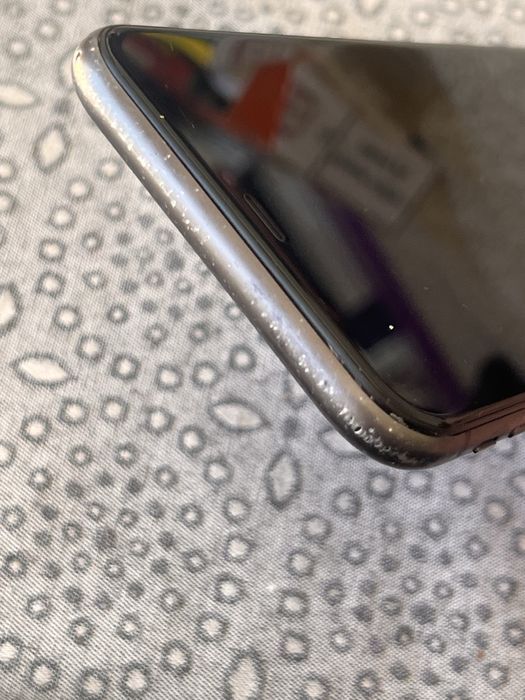 Iphone 11 preto 128 GB