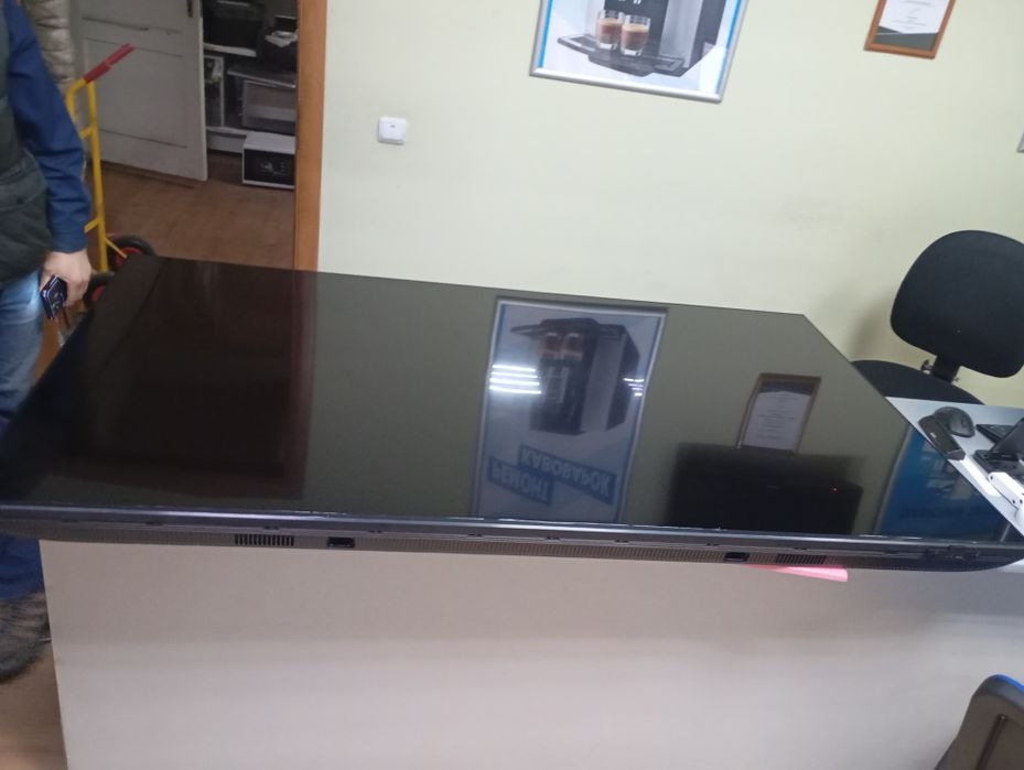 Телевизор  смарт 75 диагональ