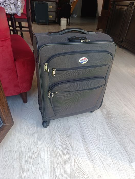 Walizka kabinowa American Tourister -samsonite