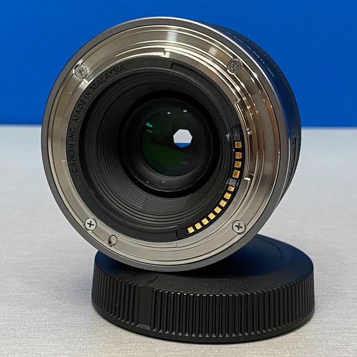Canon RF 50mm f/1.8 STM