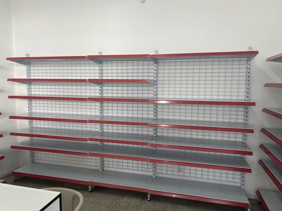 Estanteria mini mercado para venda 18 metros a 20 metros