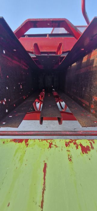 Прес-Підбирач Massey-Ferguson 124