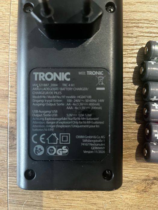 Ładowarka Tronic + akumulatorki AA i AAA