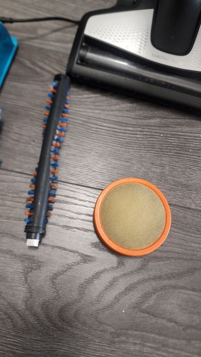Акумуляторний пилосос Philips PowerPro Aqua