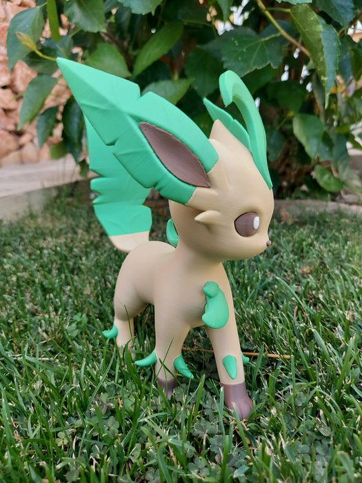 Figura colecionável do Pokémon Leafeon