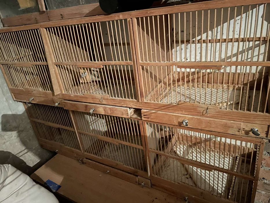 Продам большую клетку пролетка