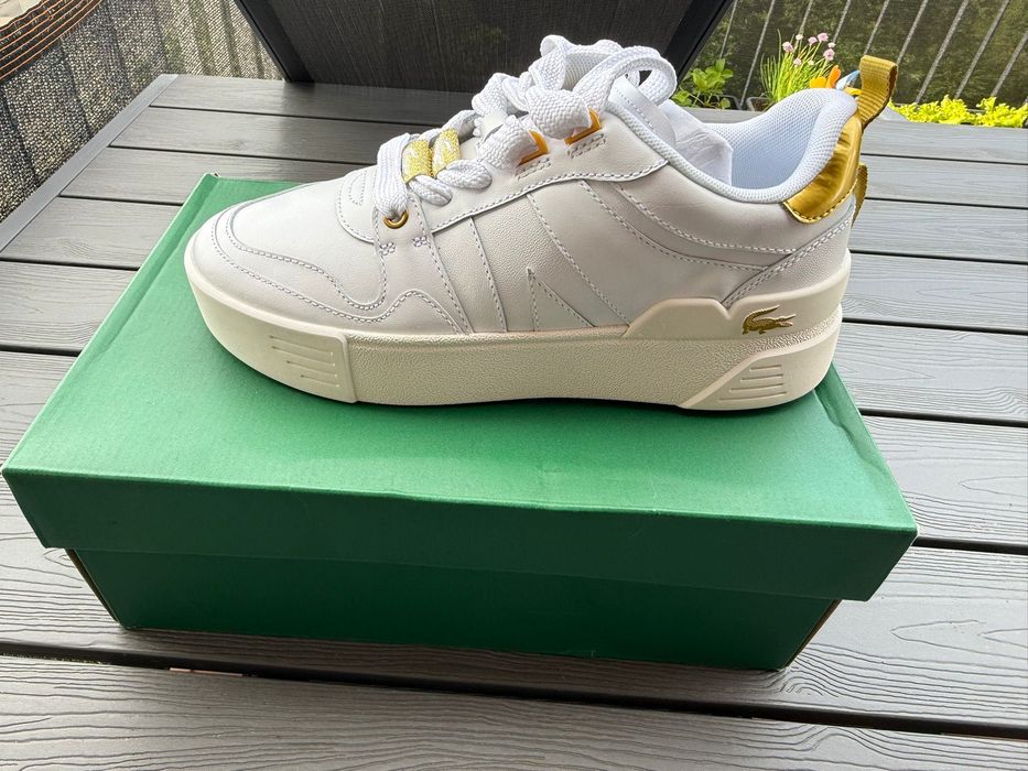 Sapatilhas Lacoste novas