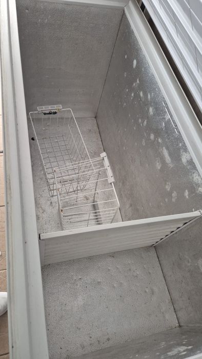 Arca usada em razoável estado