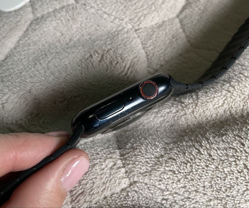 Apple watch 8 45mm,LTE