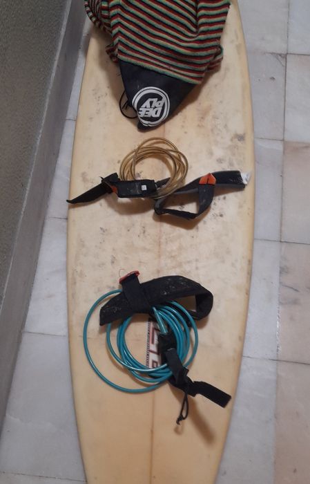 Prancha de surf e capa