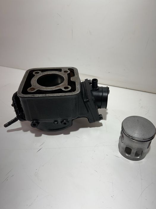 Cylinder+tlok yamaha dt 80 lc 53v sprawny