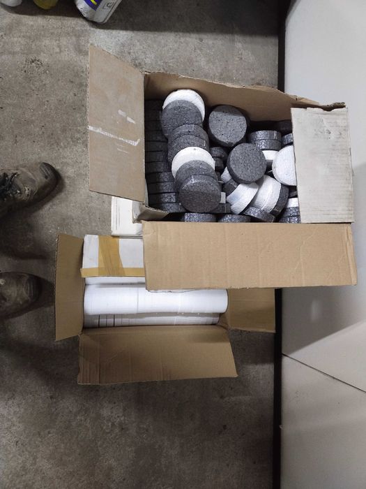 Sprzedam zaślepki do elewacji styropianowe