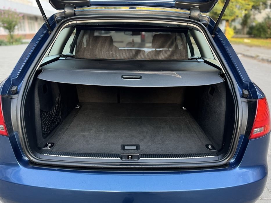 Продам Audi A4 B7  2.0 TDI 103kw Автомат .