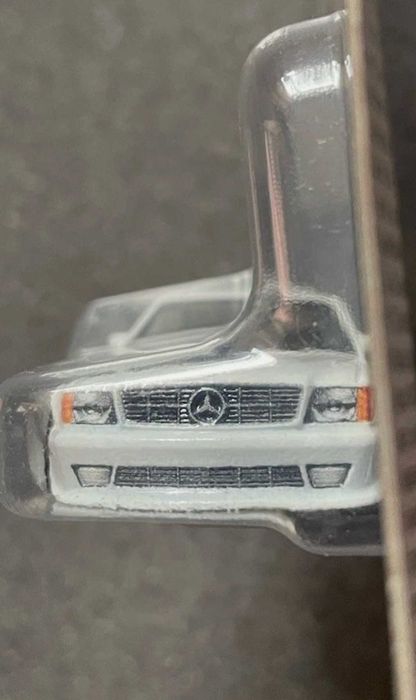 Hot Wheels Mercedes Benz 560 SEC AMG