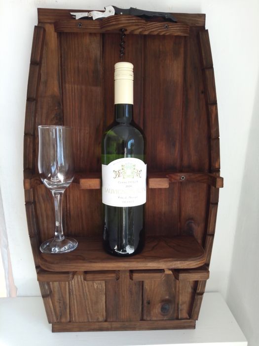 Навесной бар для  вина