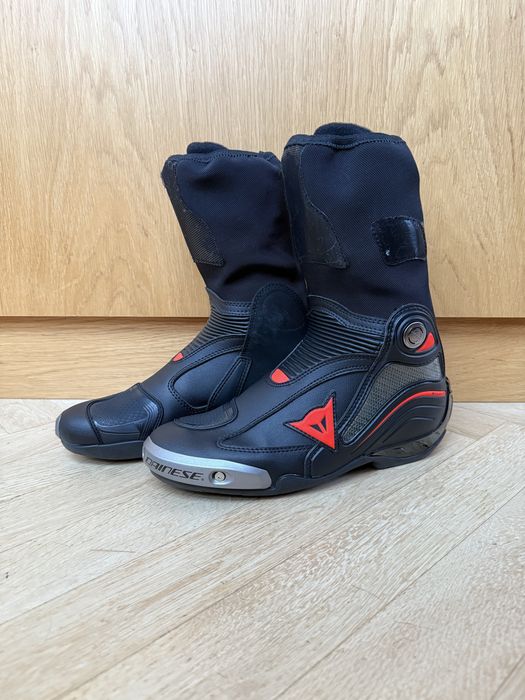 Dainese Axial D1 roz.41 / 270mm